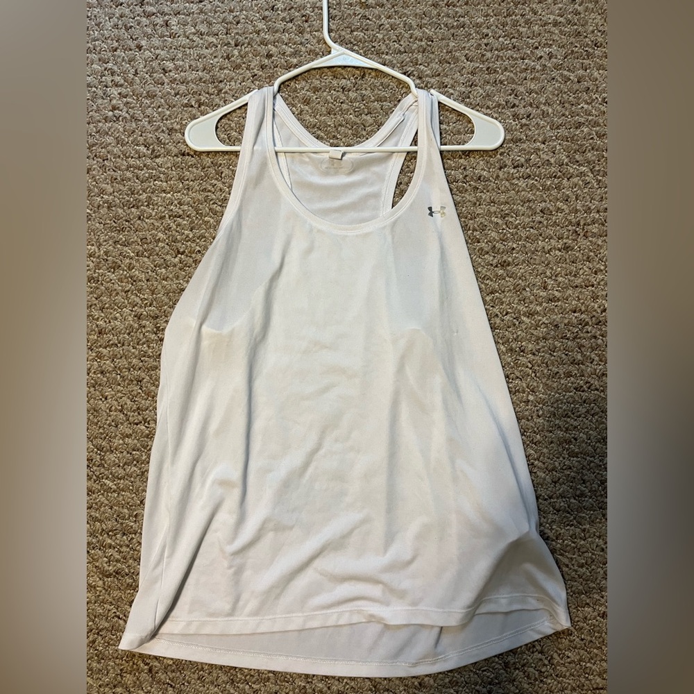 XL White racer back Under Armour tank top